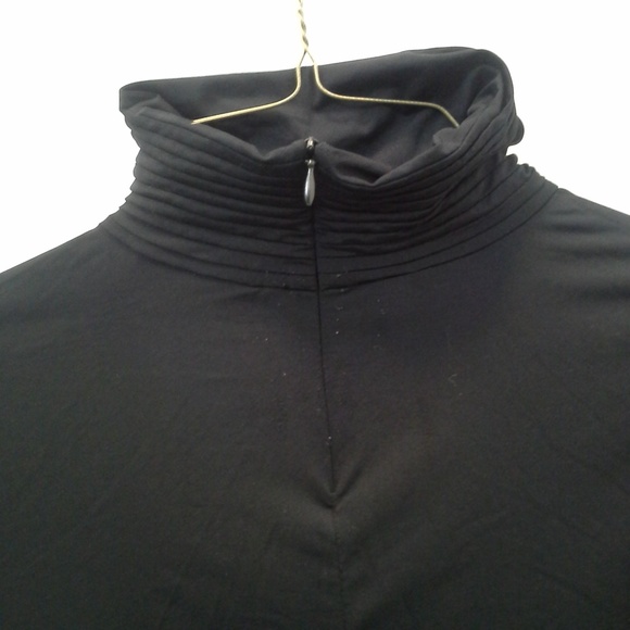 Valerie Stevens Zip Up Jogger Top - Picture 5 of 7